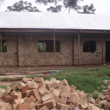Schulbauprojekt Uganda – Love Always Wins e.V. Bau eines Schulgebäudes in Uganda – Love Always Wins Projekt zur Bildungsgerechtigkeit